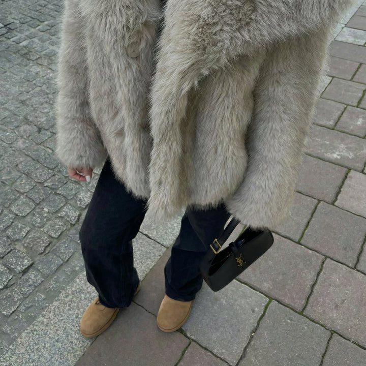 VICTORIA™ | Abrigo de piel